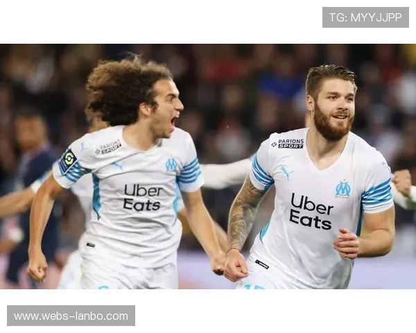 法甲焦点战 莫顿制胜球助里昂客场击败里尔豪取三连胜 法甲焦点战 莫顿制胜球助里昂客场击败里尔豪取三连胜